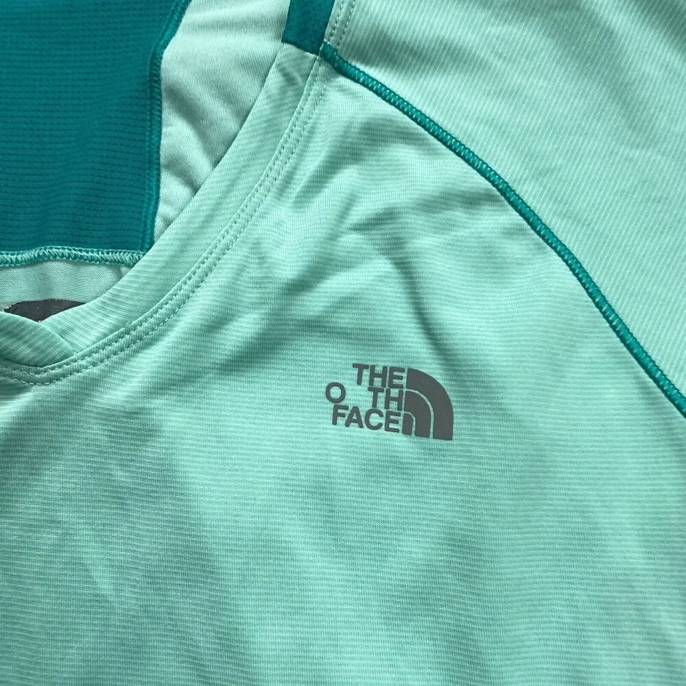 The North Face Flash Dry Active Top Womens Medium Green Short Sleeve V-Neck Top - Picture 4 of 14